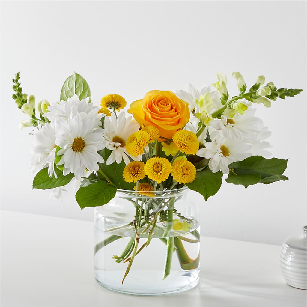 Sun Salutation Bouquet – Flair Floral Designs, Lake Dallas TX
