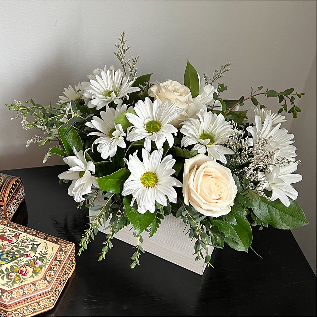 Fresh Linen Box Bouquet – Flair Floral Designs, Lake Dallas TX