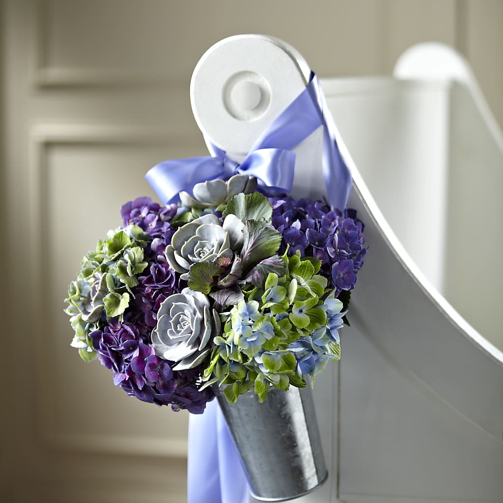 Declaration Pew Décor – Flair Floral Designs, Lake Dallas TX